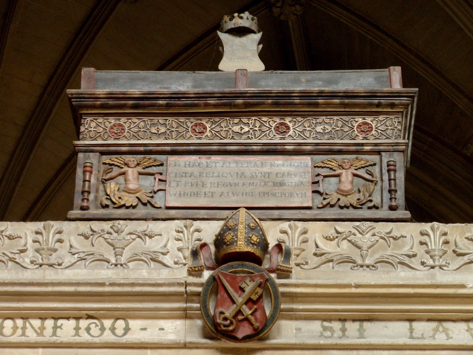 Mortuary Chest at Winchester Cathedral, containing the remains of six Anglo-Saxon monarchs and two bishops. Amanda Slater (CC BY-SA 2.0).